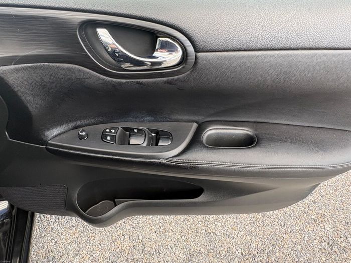 Nissan Pulsar 2015