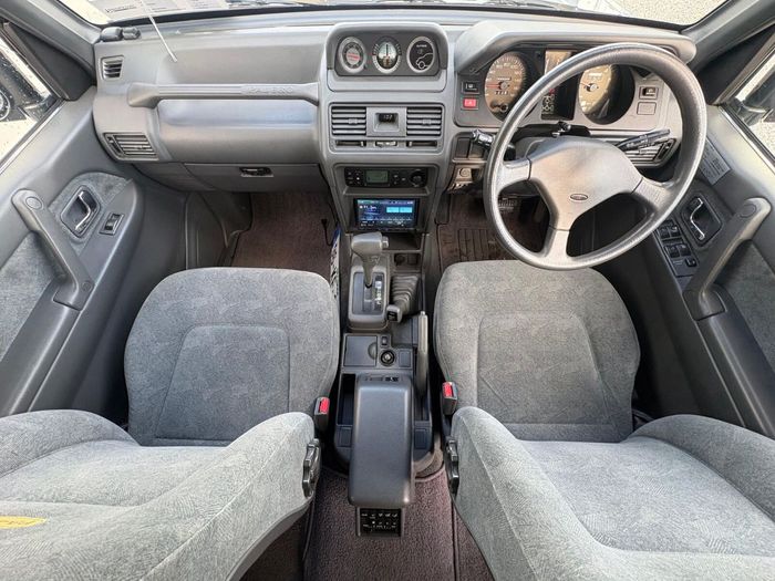 Mitsubishi Pajero 1996