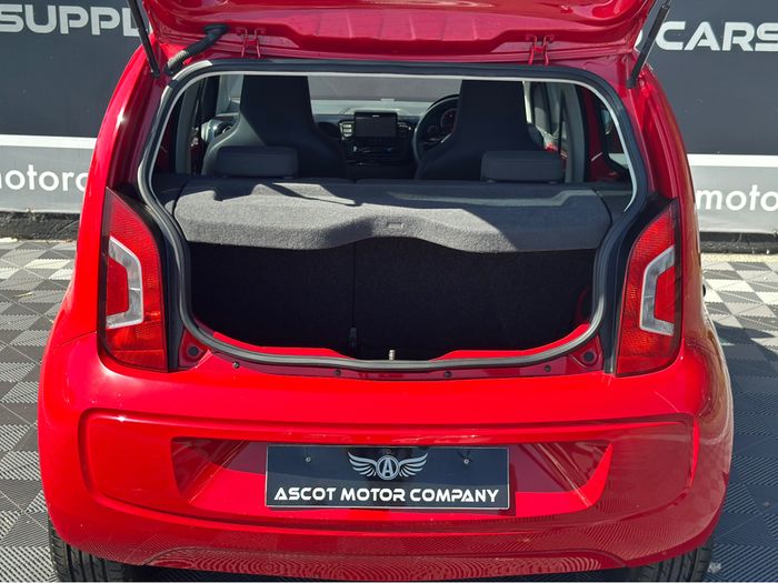 Volkswagen Up! 2015