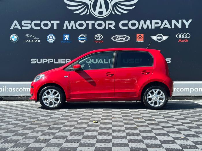 Volkswagen Up! 2015