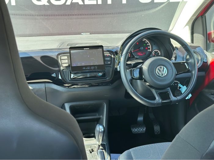 Volkswagen Up! 2015