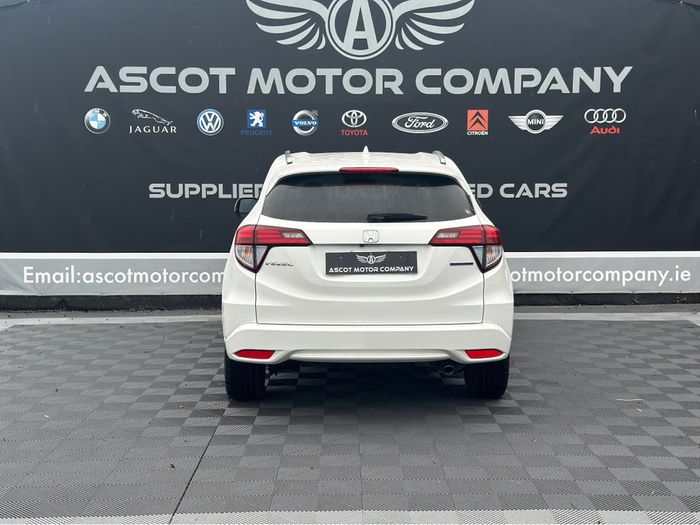Honda Vezel 2015