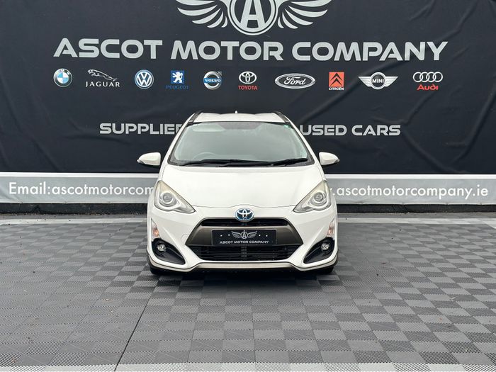 Toyota Aqua 2015