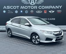 Honda Grace 2015