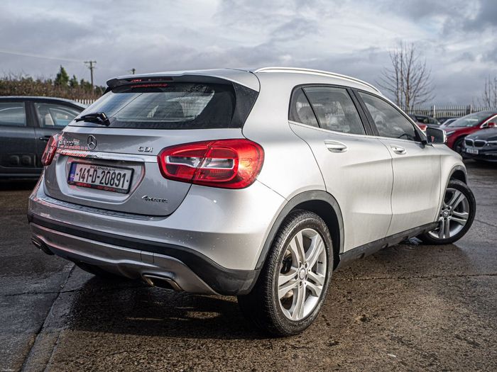 Mercedes-Benz GLA 2014