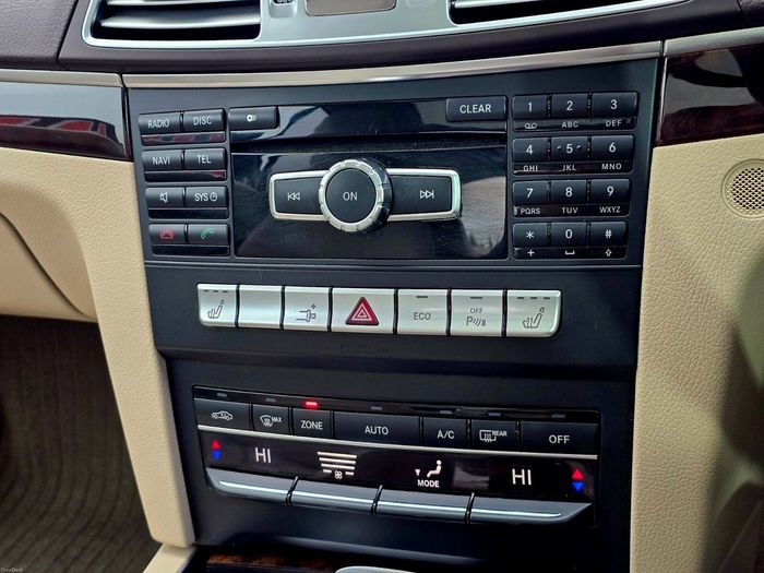 Mercedes-Benz E-Class 2015