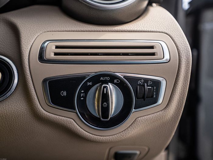 Mercedes-Benz C-Class 2016