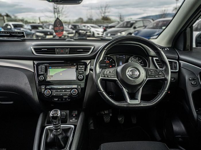 Nissan QASHQAI 2018