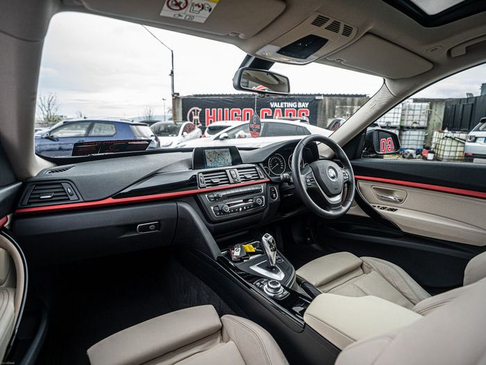 BMW 3 Series 2016