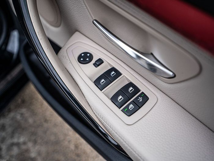 BMW 3 Series 2016