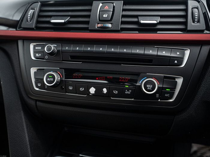 BMW 3 Series 2016