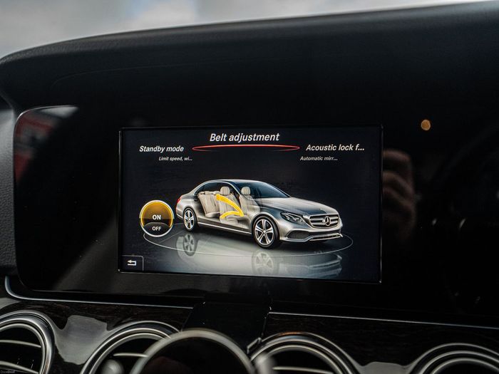 Mercedes-Benz E-Class 2016