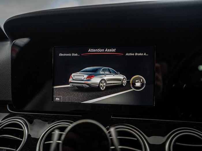 Mercedes-Benz E-Class 2016