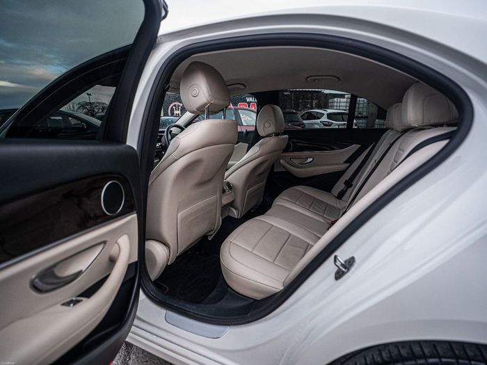 Mercedes-Benz E-Class 2016