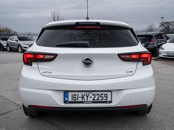 Opel Astra 2016
