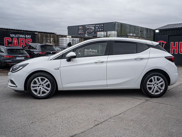 Opel Astra 2016