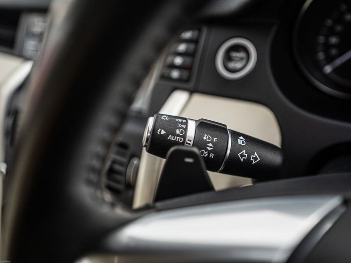 Land Rover Discovery Sport 2016