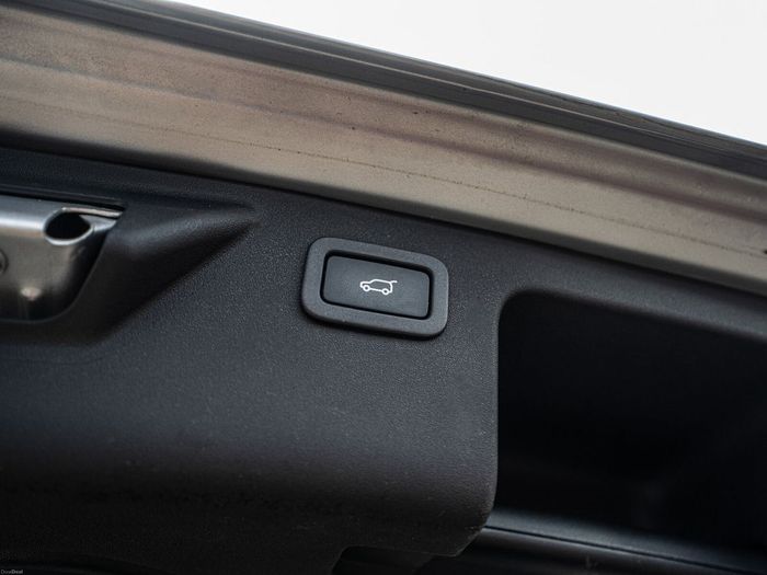 Land Rover Discovery Sport 2016