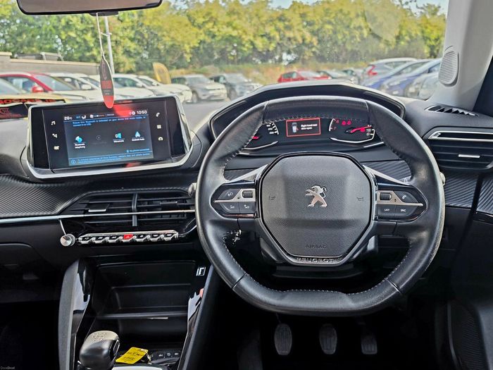 Peugeot 2008 2021