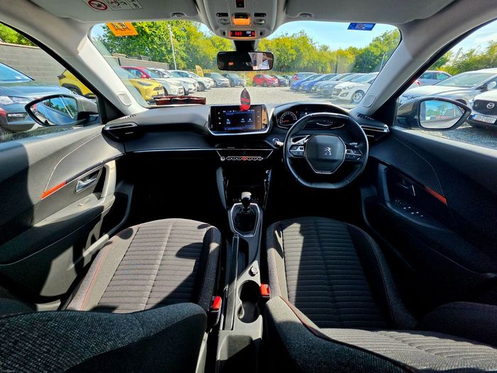 Peugeot 2008 2021