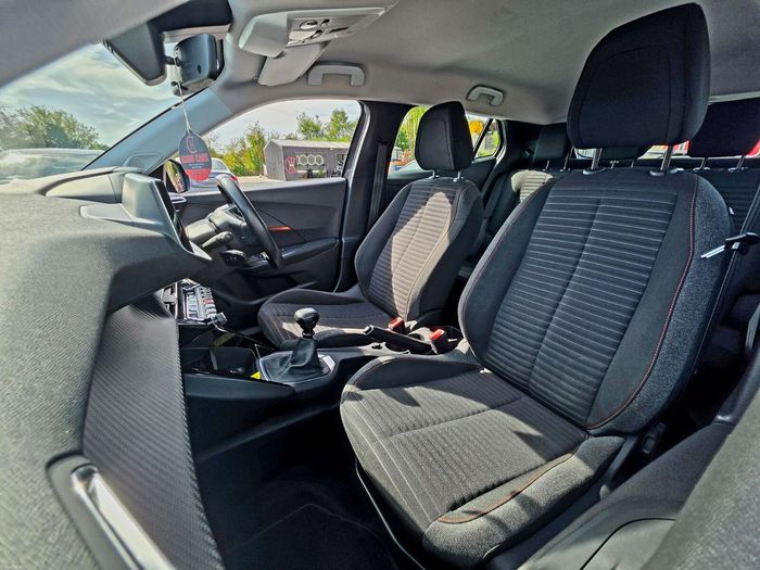 Peugeot 2008 2021