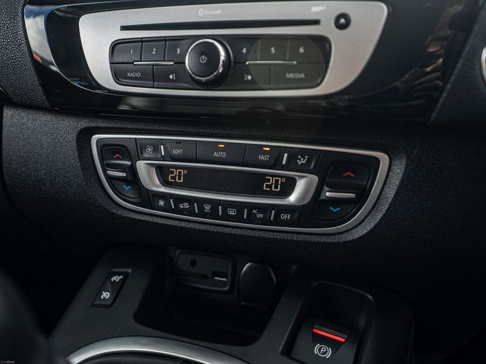 Renault Scenic 2015