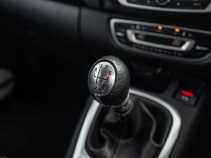 Renault Scenic 2015