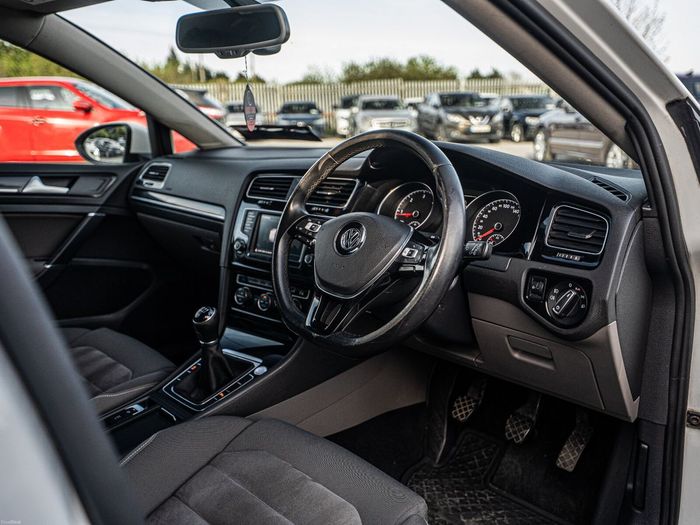 Volkswagen Golf 2016