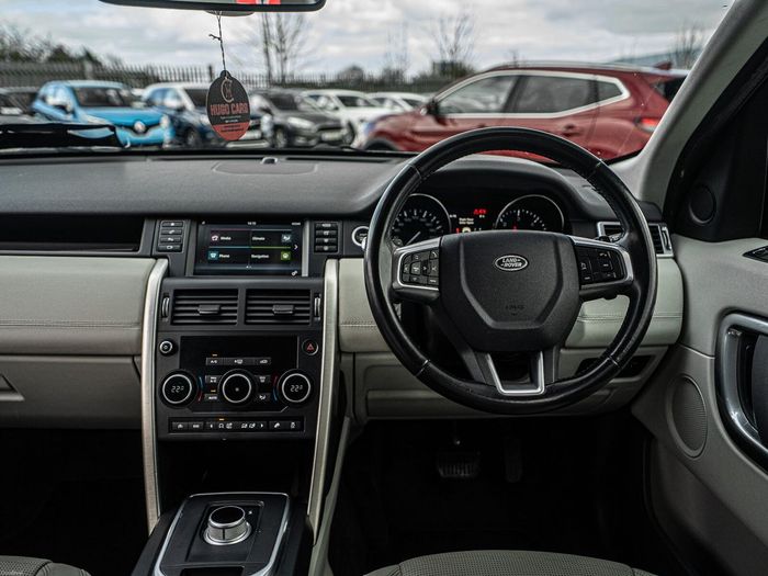 Land Rover Discovery Sport 2016