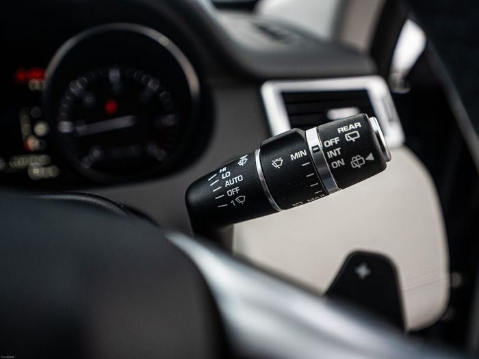 Land Rover Discovery Sport 2016