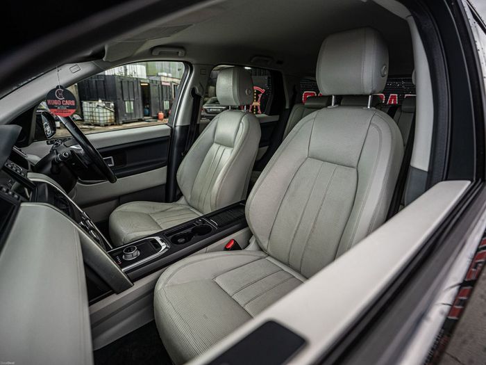 Land Rover Discovery Sport 2016