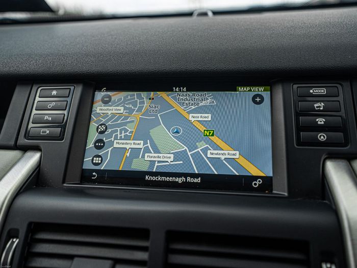 Land Rover Discovery Sport 2016