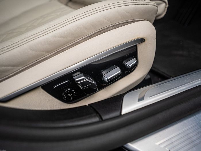 BMW 7 Series 2015