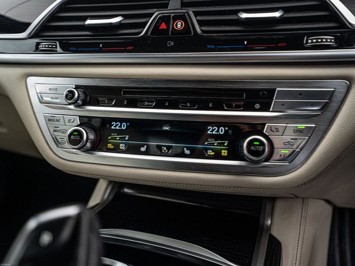 BMW 7 Series 2015
