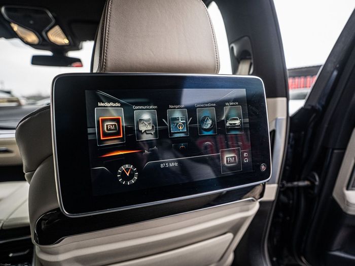 BMW 7 Series 2015