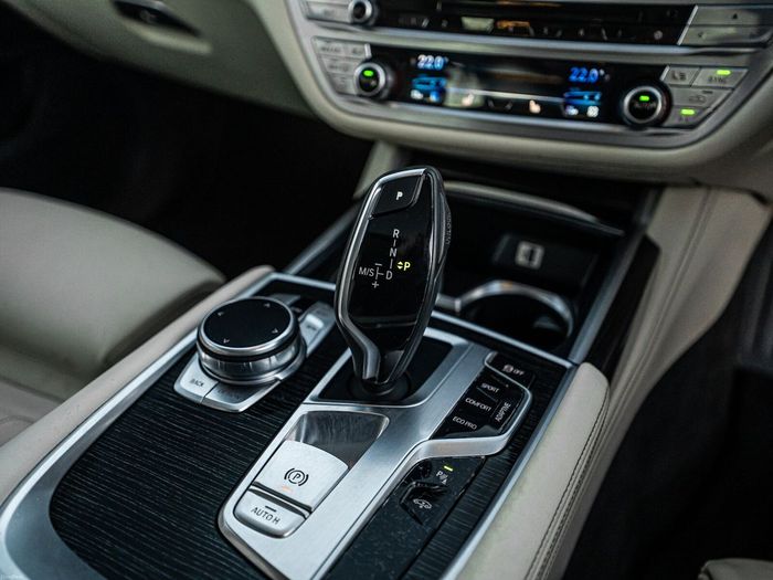 BMW 7 Series 2018