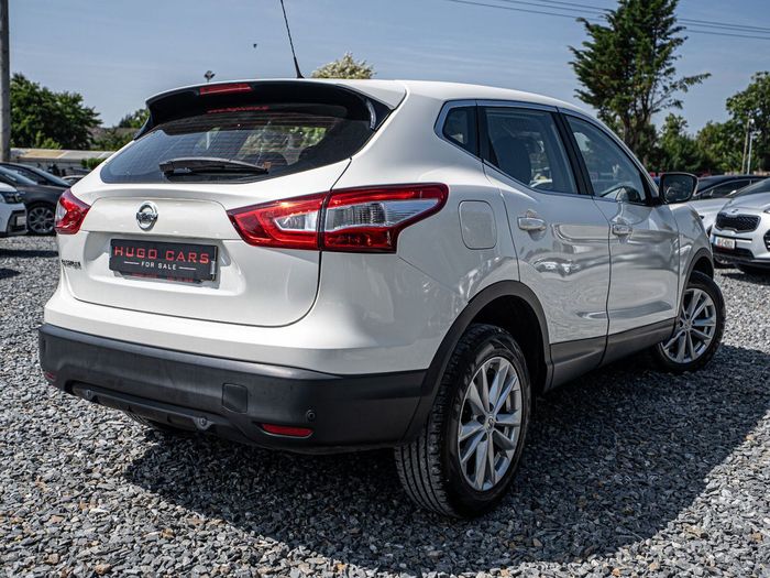 Nissan QASHQAI 2014