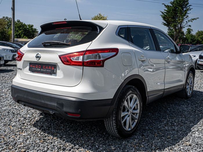 Nissan QASHQAI 2014