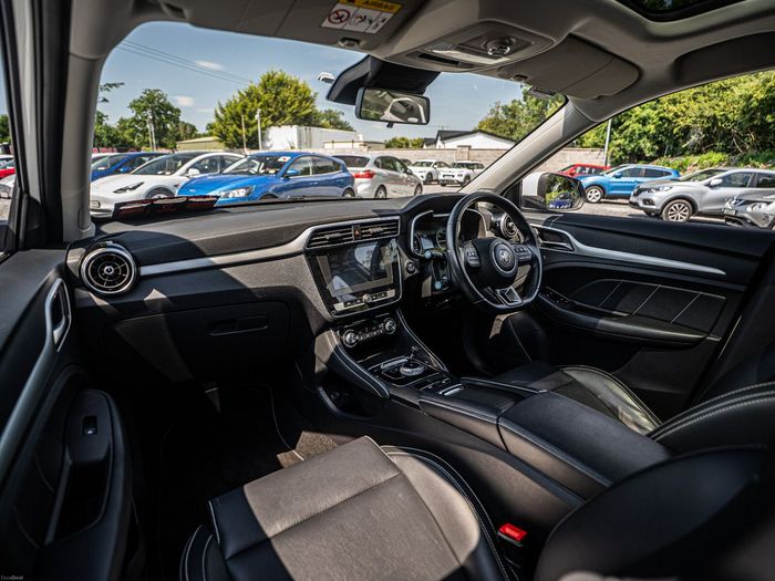 MG ZS 2020