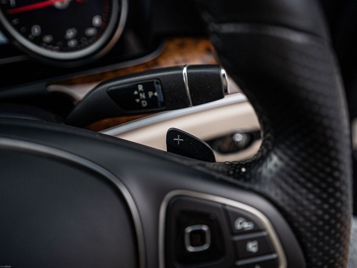Mercedes-Benz E-Class 2016