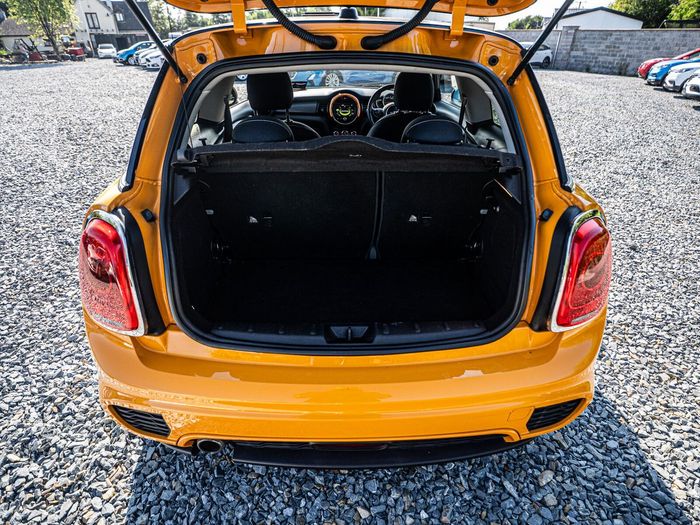 MINI Cooper 2018