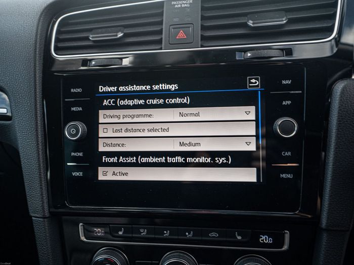 Volkswagen Golf 2020