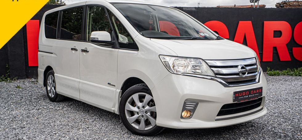 Nissan Serena 2013