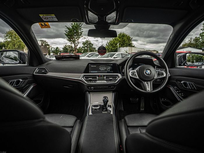 BMW 3 Series 2021