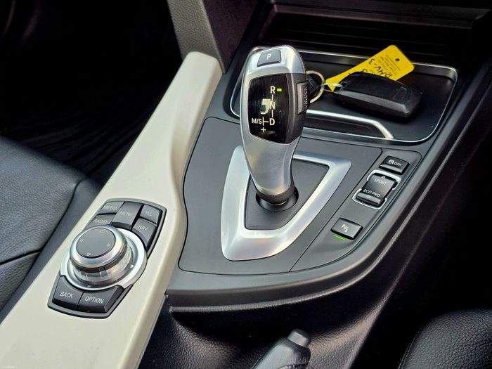 BMW 3 Series 2017
