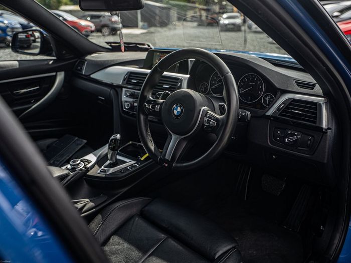 BMW 3 Series 2016