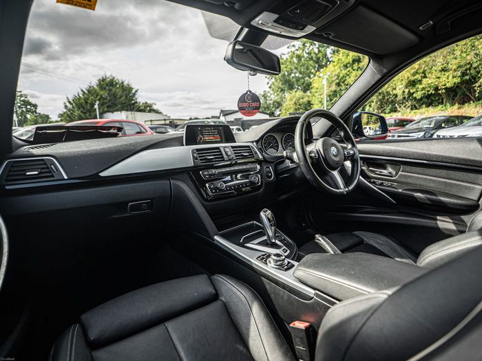 BMW 3 Series 2016