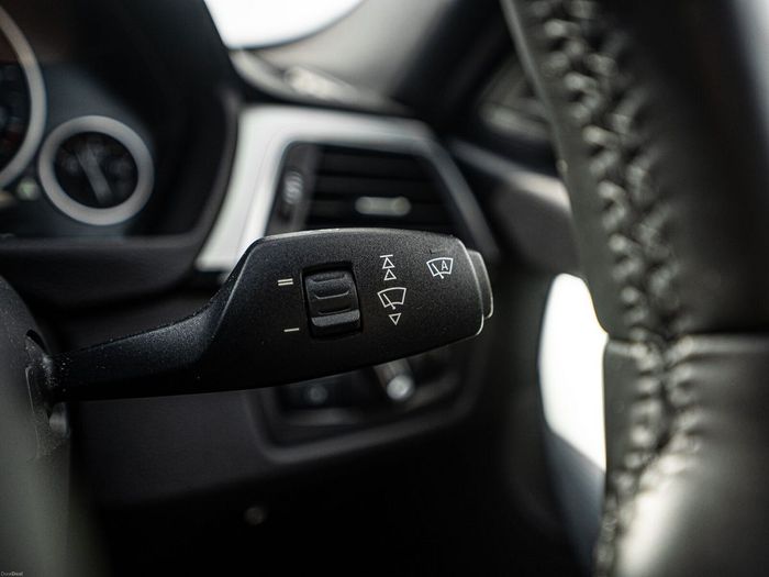 BMW 3 Series 2016