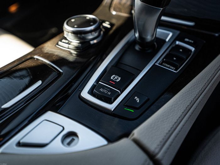 BMW 5 Series 2016