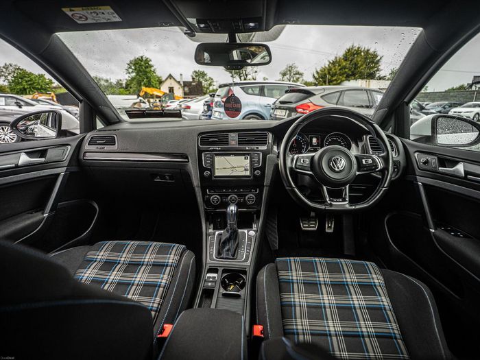 Volkswagen Golf 2016
